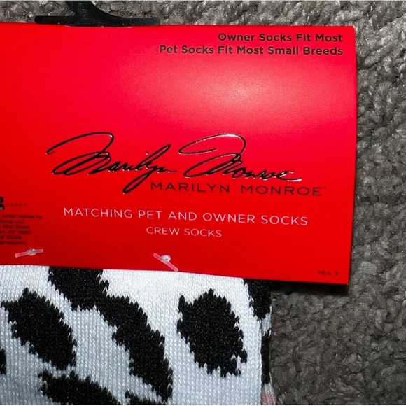 NWT Marilyn Monroe Matching Owner and Pet Socks - Picture 3 of 3